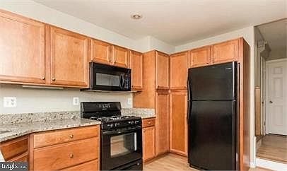 3rd image of 1722 Portugal St