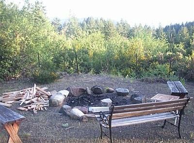 4th image of 700 NE Patton Dr