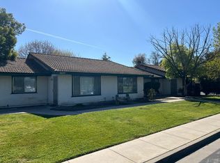 1601 N Brown St, Hanford, CA