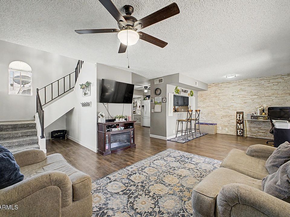 1st image of 3732 W BLUEFIELD Avenue