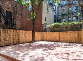 226 E 10th St APT 1, New York, NY 10003