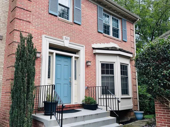 501 Council Ct NE, Vienna, VA 22180