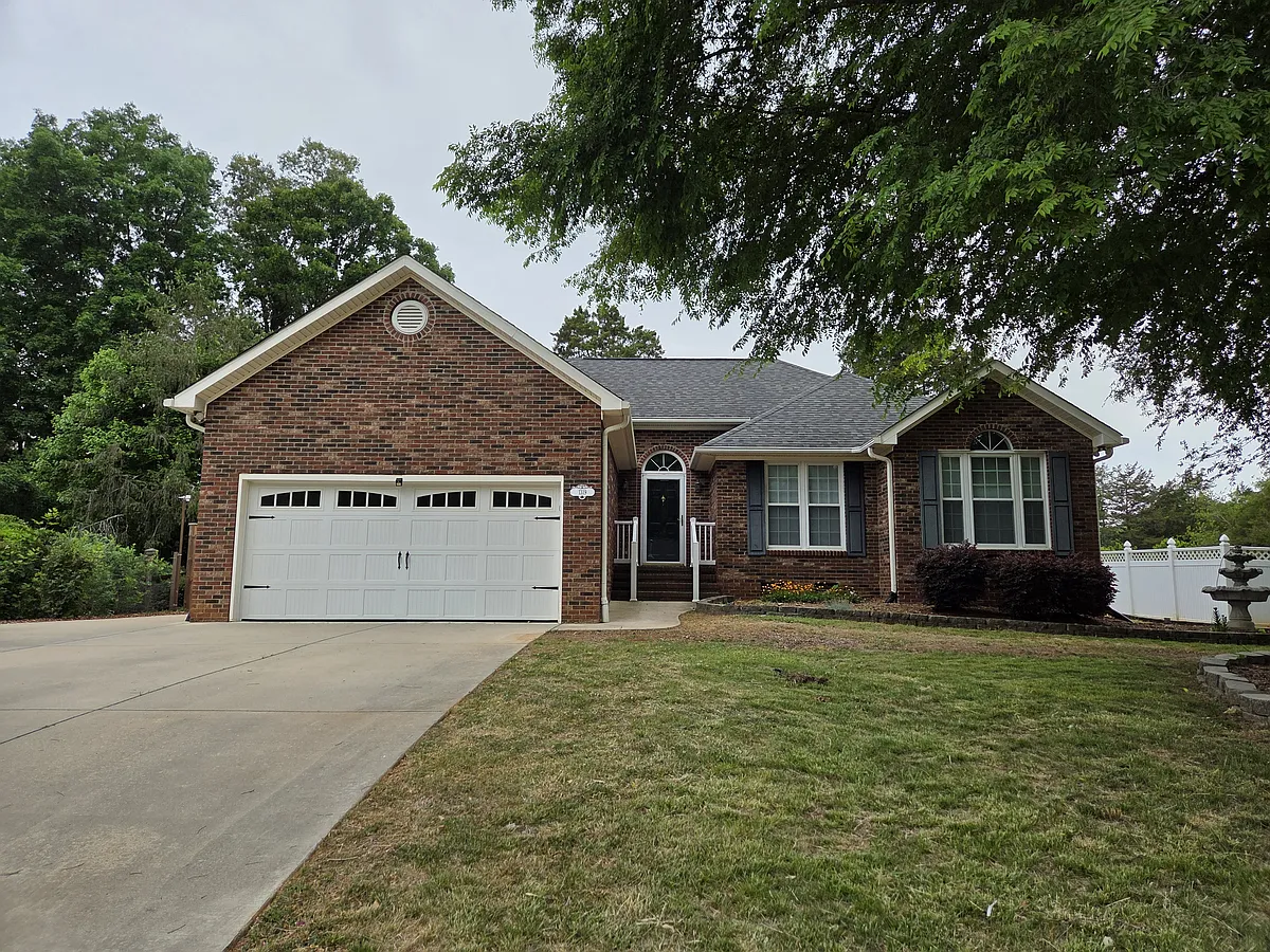 Building Photo - 1319 Mistletoe Ridge Pl NW
