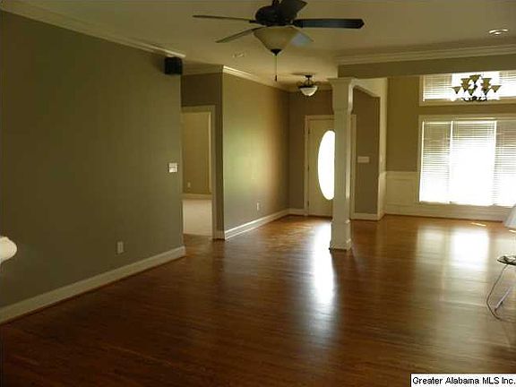 4th image of 715 Brookhaven Dr