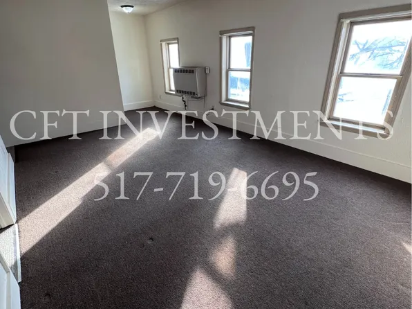 101 Pleasant St #3, Charlotte, MI 48813