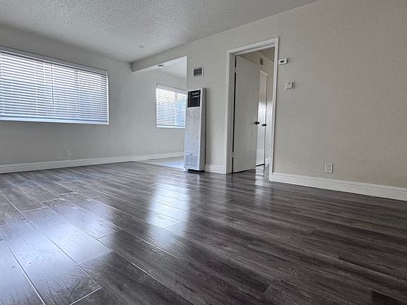 4th image of 570 19th St #0