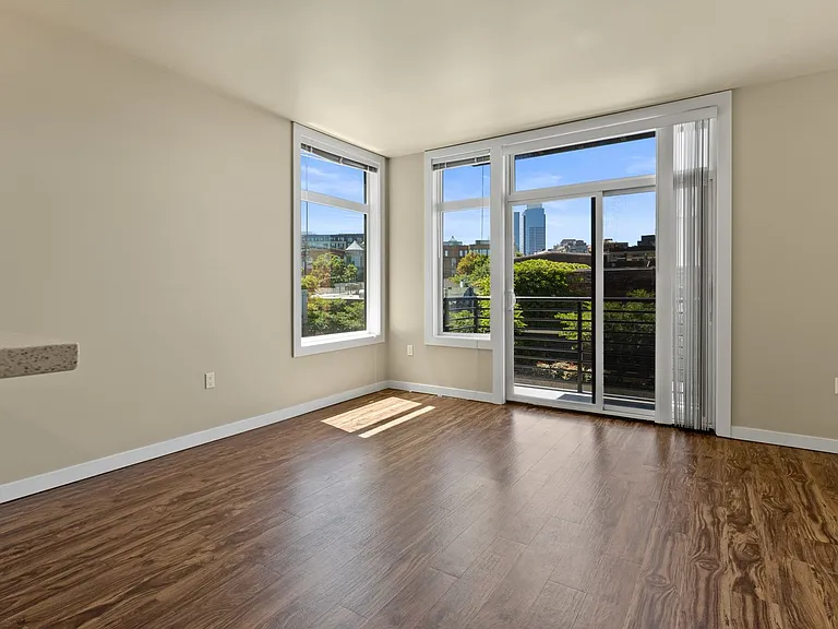 Evolve Apartments — Photo 52