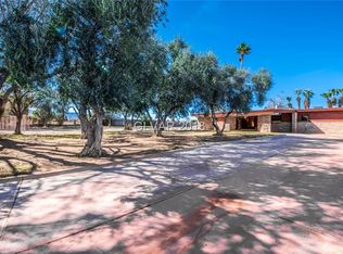 5700 Hickam Ave, Las Vegas, NV 89130