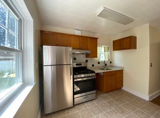 8801 237th St, Bellerose, NY 11426