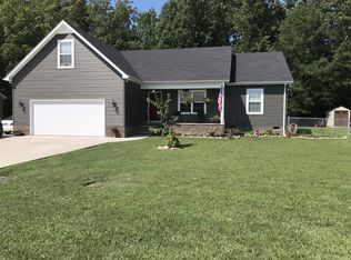 272 Williamsburg Cir, Tullahoma, TN 37388