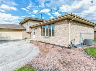 7540 Tiffany Dr, Orland Park, IL