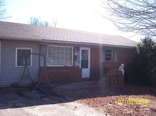 1104 Walshtown Rd, Boomer, NC 28606