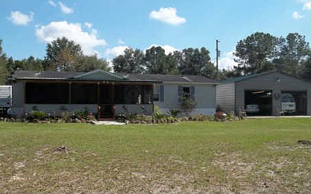 2nd image of 311 SW River Oak Ct