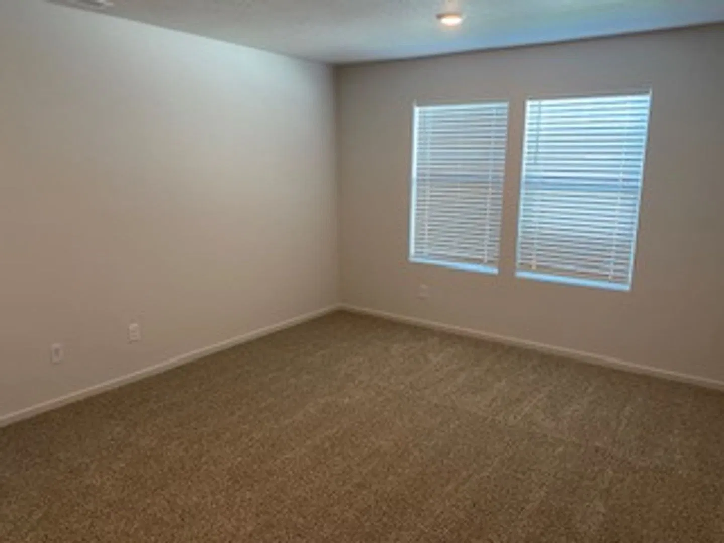 Enjoy the appeal of Deer Park living — Photo 4