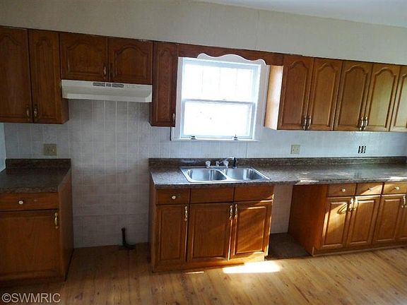 4th image of 1841 Palace Ave SW
