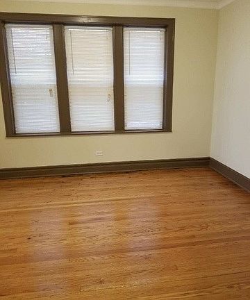 5th image of 7246 S Fairfield Ave #1