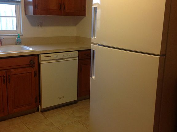 3rd image of 820 Longhaven Dr