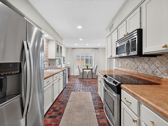 5th image of 1897 Allenby Rd
