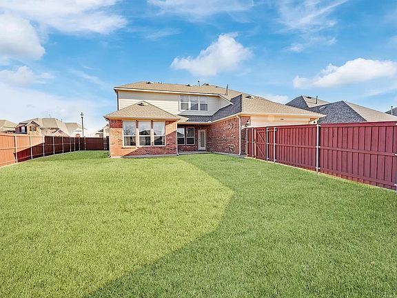 3rd image of 1044 Palmetto Dr