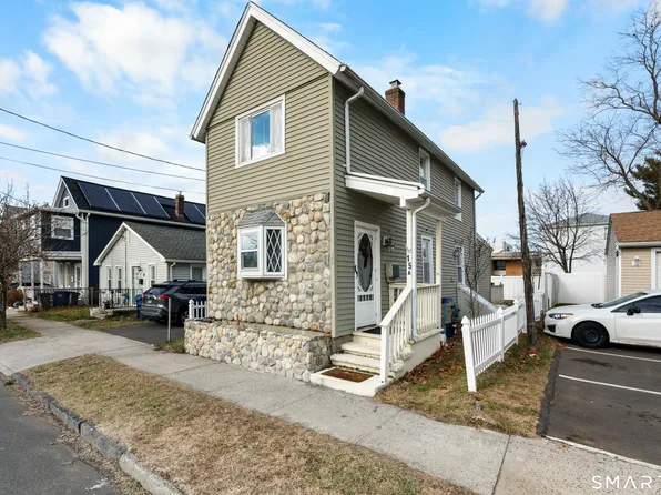 15 California Street, West Haven, CT 06516