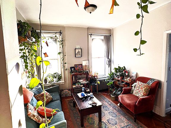 2nd image of 605 Ovington Ave #3