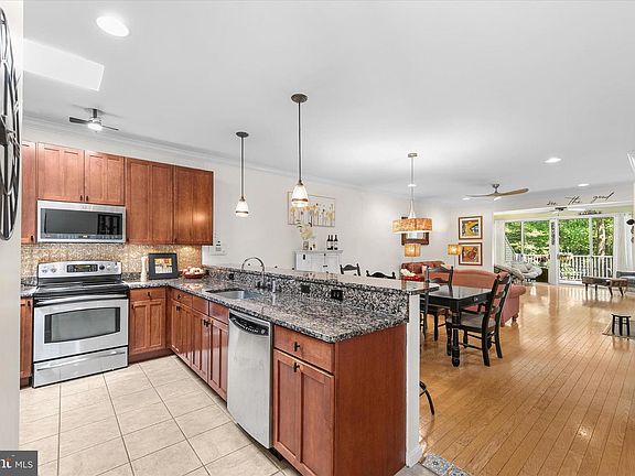 3rd image of 37508 River Birch Ln