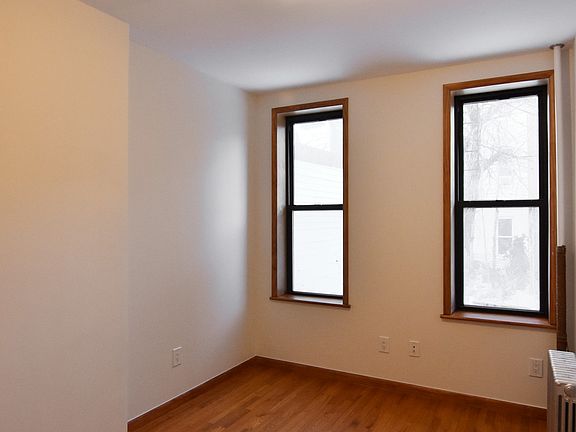 2nd image of 315 Bleecker St APT 1-L