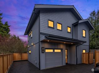 8918 31st Ave NW, Seattle, WA 98117