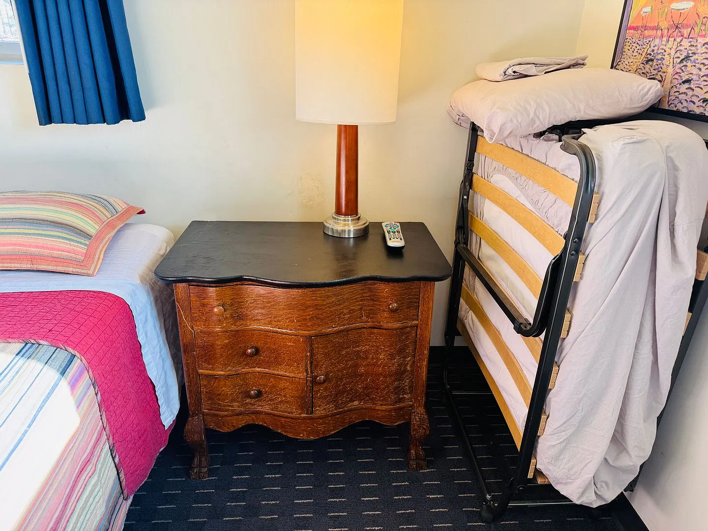 Furnished Studio Near Hospitals with WiFi, Cable TV and laundry — Photo 3