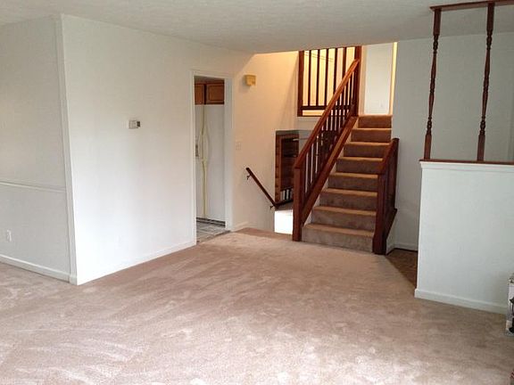 5th image of 102 Coopers Ln