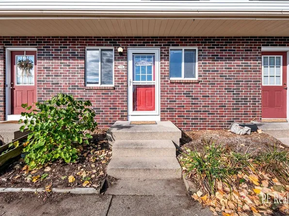 158 Carriage Ln SW #32, Grand Rapids, MI 49548