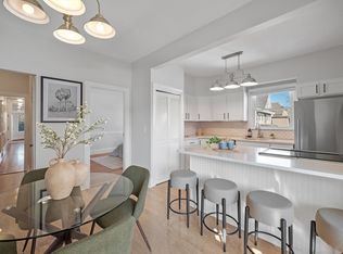 14 Holton St APT 4, Medford, MA 02155