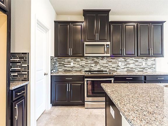 4th image of 13350 Palmera Vista Dr