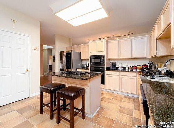 4th image of 9106 Maggie Ct