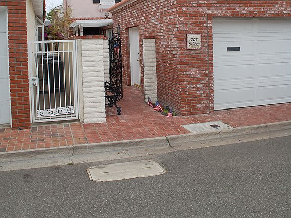 2nd image of 208 Via Dijon