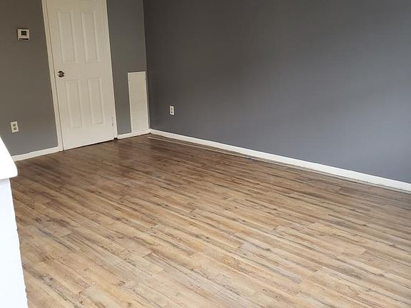 5th image of 2242 Webster Canyon Ct APT A