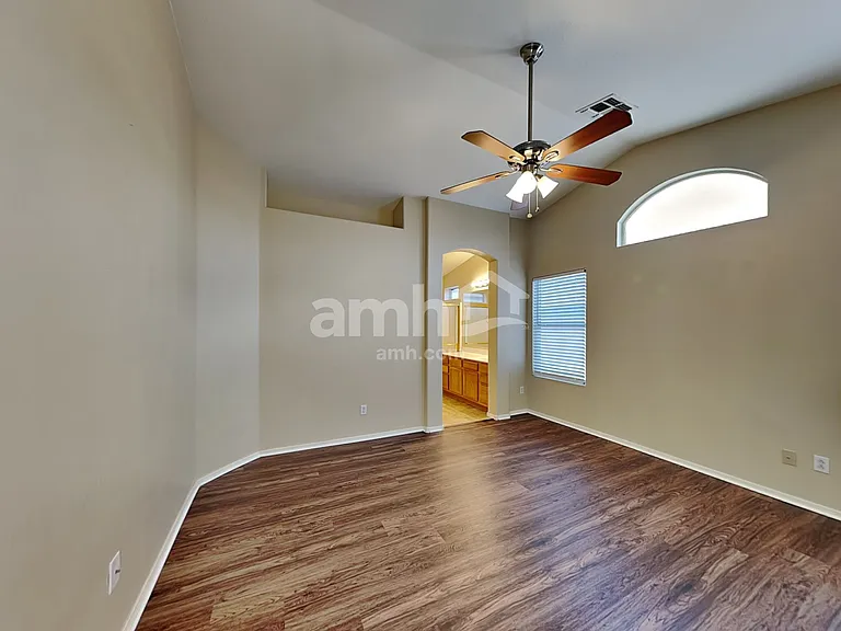 4509 E Windsong Dr — Photo 8