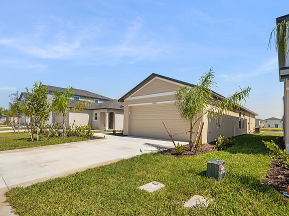 4th image of 4023 San Felice Ln