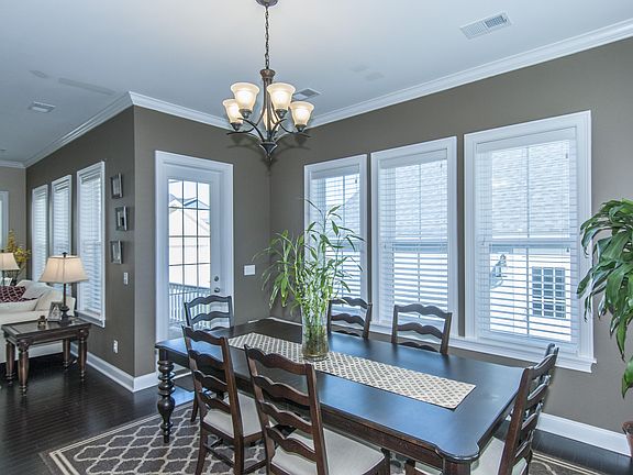 5th image of 1426 Crane Creek Dr