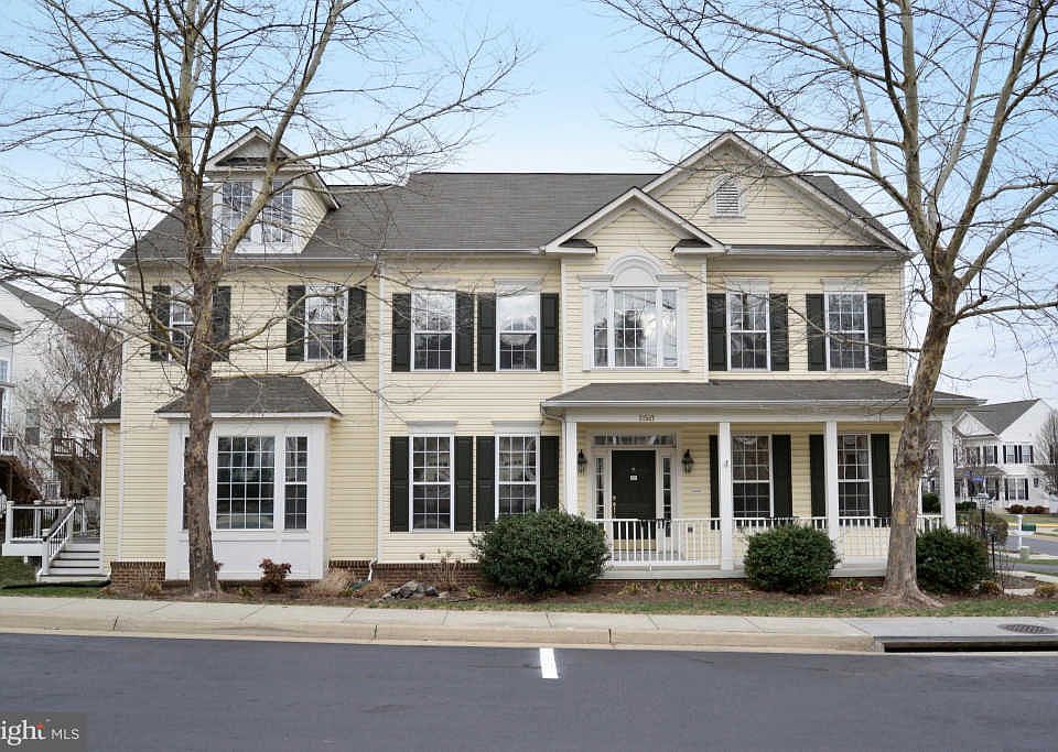 1st image of 21547 Overland Park Dr