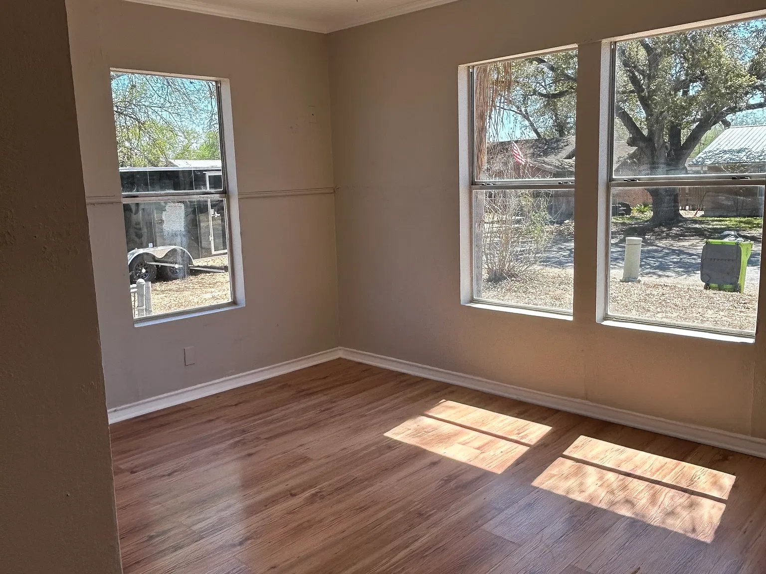 3 bed, 1574 sqft, $1,075 — Photo 2
