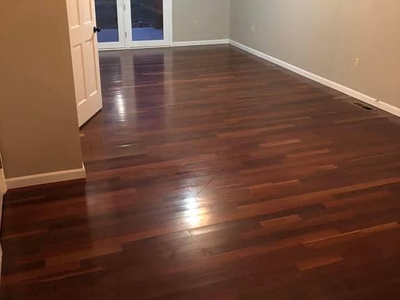 3rd image of 414 Levi Ct