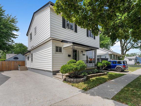 2nd image of 1809 Westcott Rd