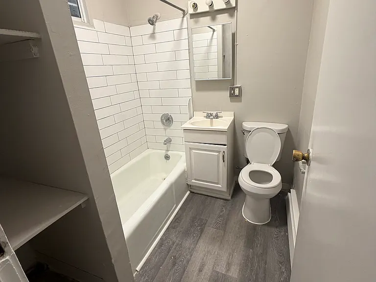 784 Capitol Ave #B4 — Photo 4