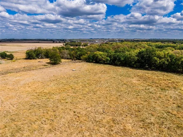 1297A W 700th Rd, Blue Mound, KS 66010