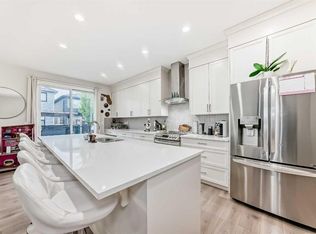 54 N Seton Mnr SE, Calgary, AB T3M2V8