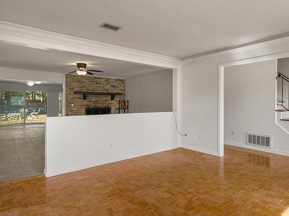 4th image of 5415 Hibiscus Rd