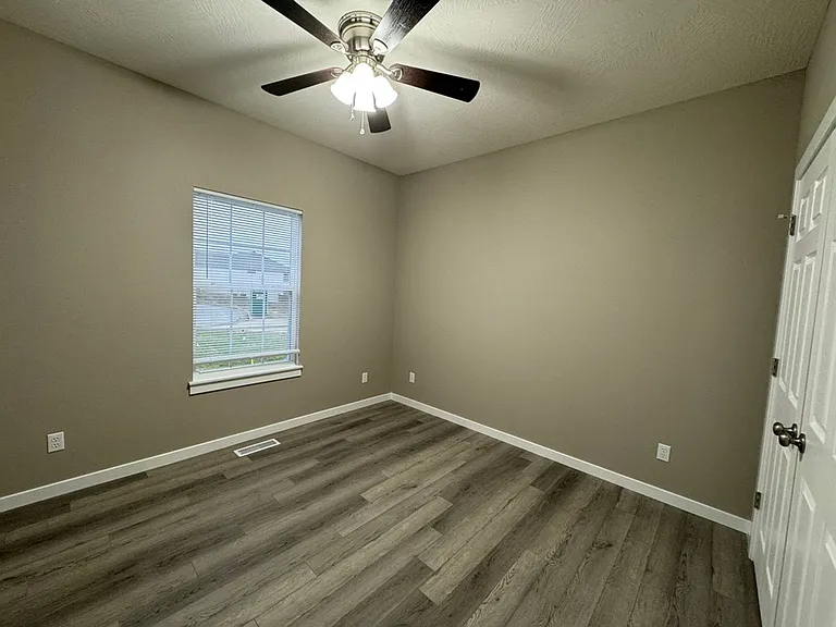 2210 Regan Cir — Photo 19