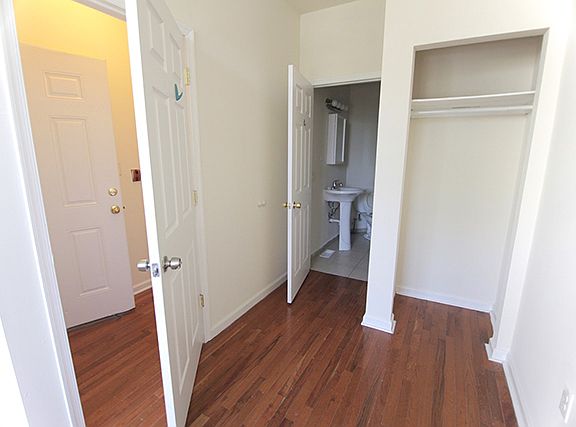 3rd image of 1718 W Norris St #1