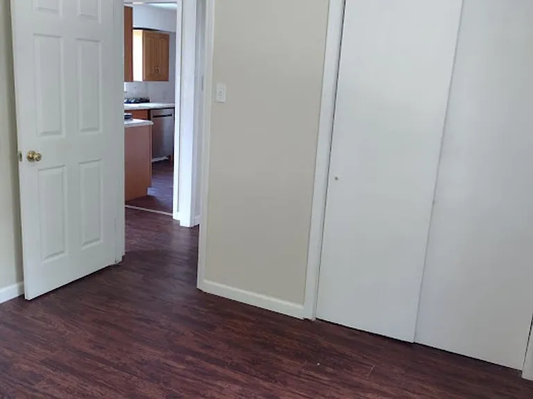 905 Nevada Ave — Photo 11